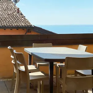 Lejlighedshotel Corte Ferrari -ciao Vacanze-, Moniga del Garda