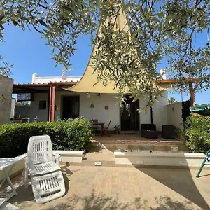 La Casetta Degli Ulivi Con Piscina , Menfi Italia