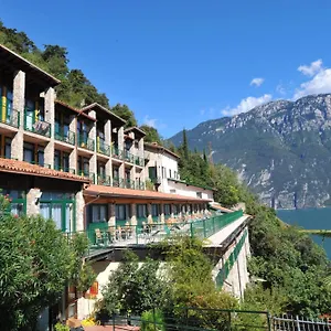 3* Szálloda Centro Vacanze La Limonaia