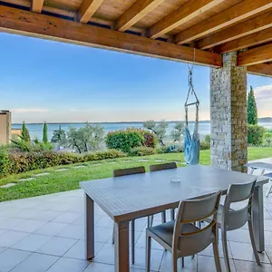 Lejlighedshotel Relais Rosa Dei Venti -ciao Vacanze-, Moniga del Garda