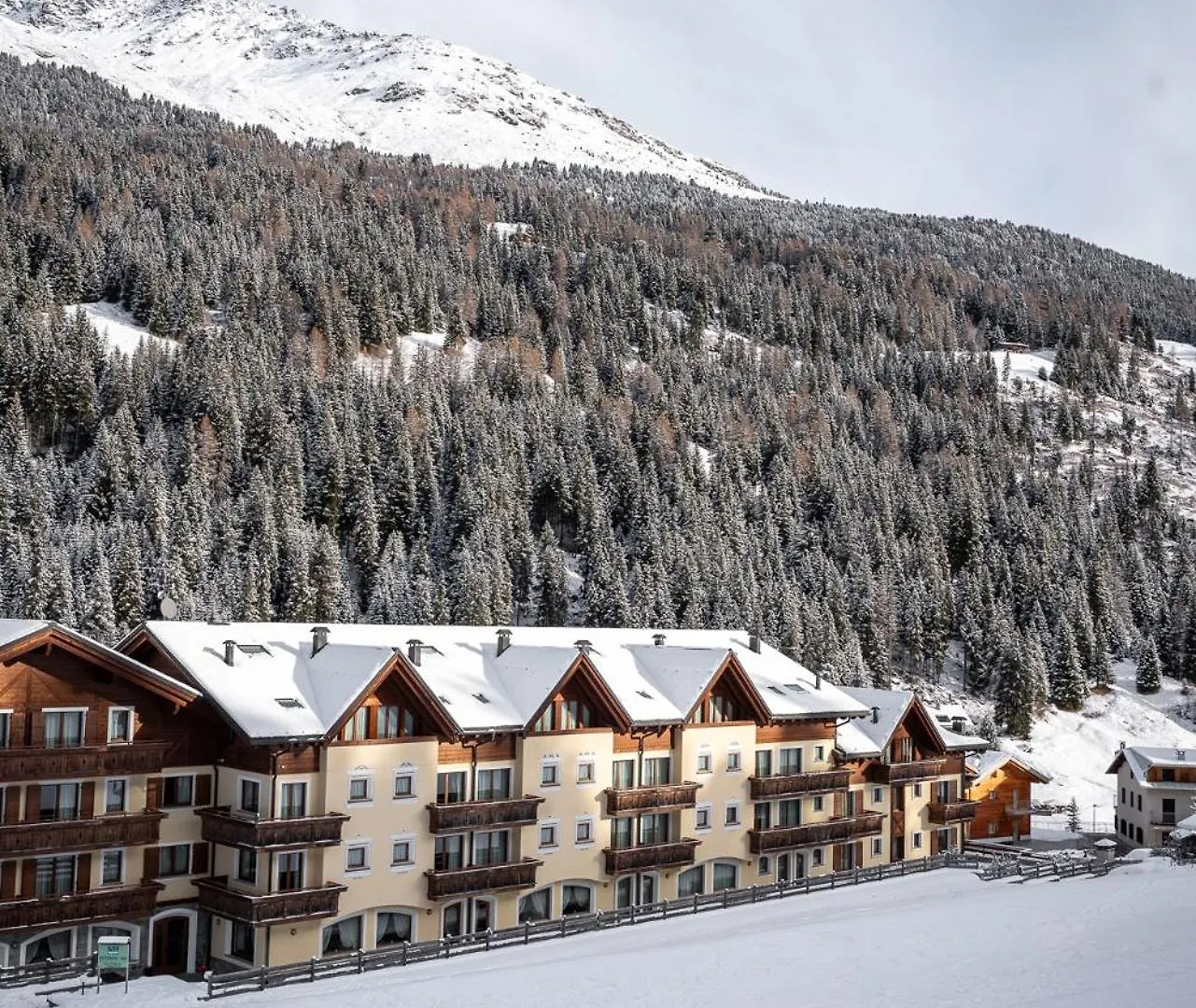 Hotel Residence 3 Signori Santa Caterina Valfurva 4*,